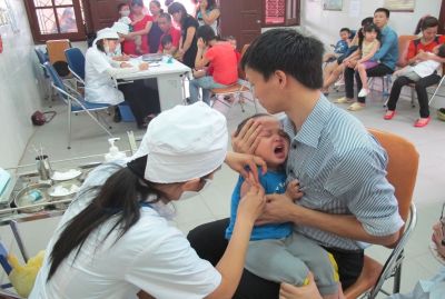 Trạm Y tế phường Hoàng Mai tăng cường công tác phòng chống dich bệnh mùa tựu trường